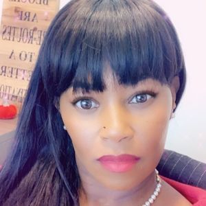 Meet your Posher, Alisa